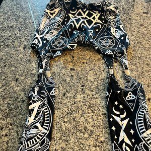 Kill Star Cutout Leggings